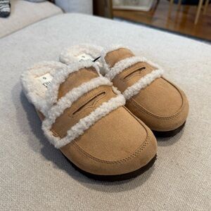 Time and Tru - Oak Buff Tan Suede Faux Shearling Slide On Mule Loafers, Sz 6 NWT